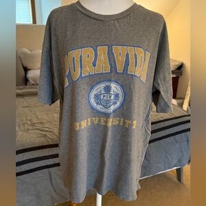 Pura Vida University Gray and Gold Tee